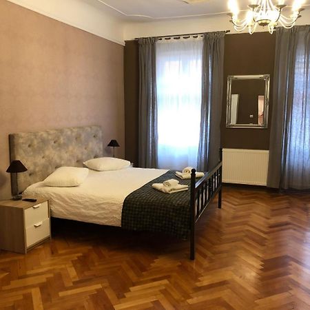 Poet Pastior Residence Σίμπιου Εξωτερικό φωτογραφία