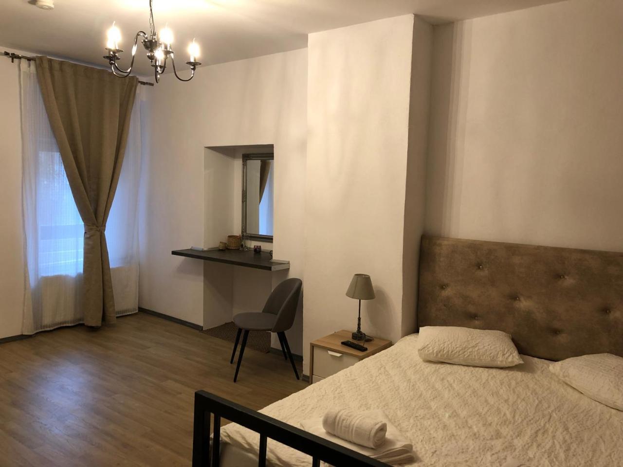 Poet Pastior Residence Σίμπιου Εξωτερικό φωτογραφία