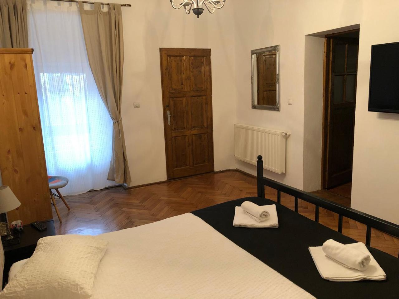 Poet Pastior Residence Σίμπιου Εξωτερικό φωτογραφία
